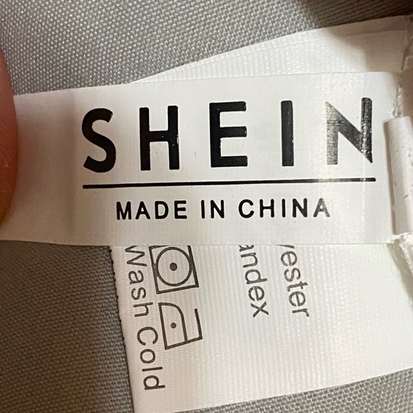 Shein T-Shirt - Picture 5 of 5